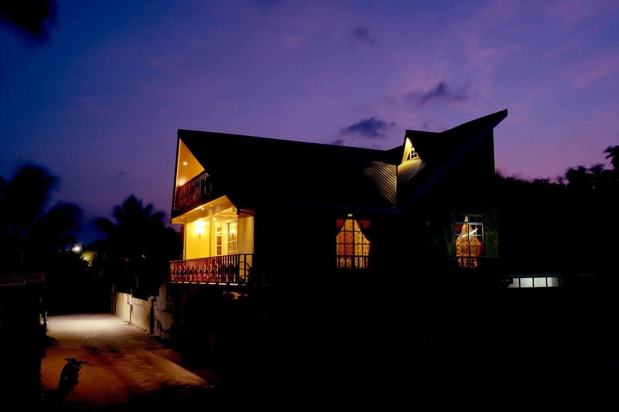 Hotel Lily Rest Maldives Maafushi Exterior foto