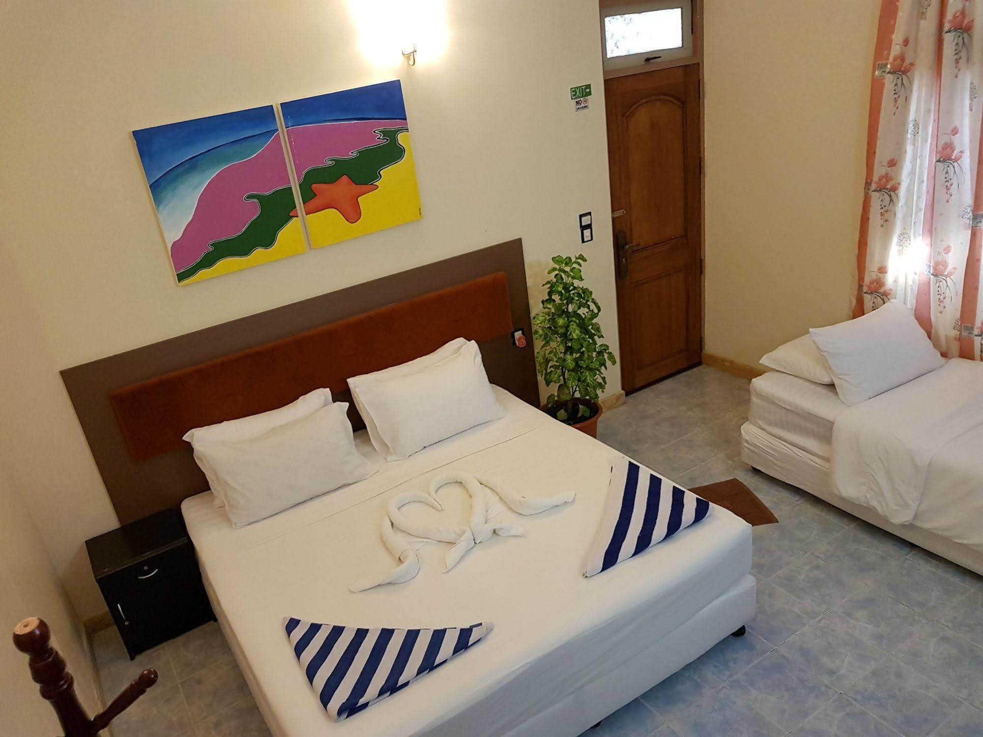Hotel Lily Rest Maldives Maafushi Exterior foto